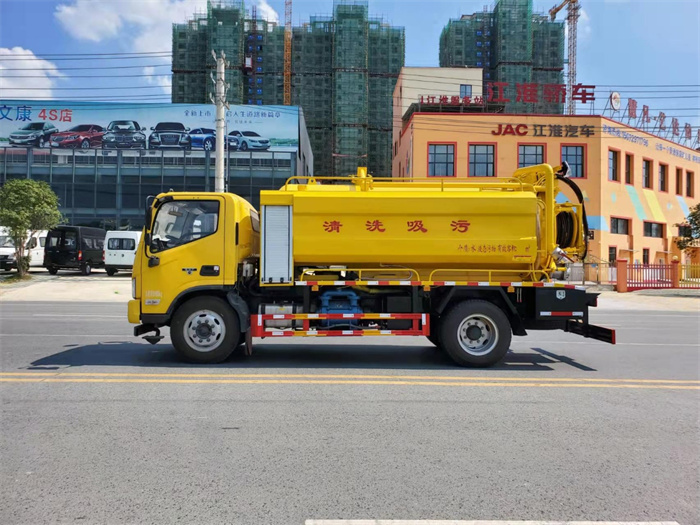 歐馬可10方清洗吸污車